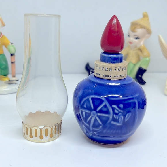 Unique Vintage Perfume Bottle, 18th Century Toilet Water NY, USA - Picture 9 of 11